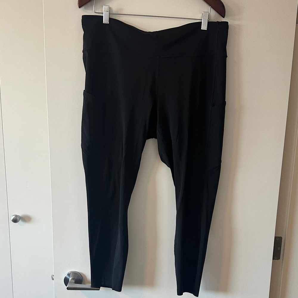 Lululemon Fast and Free Black Leggings size 16